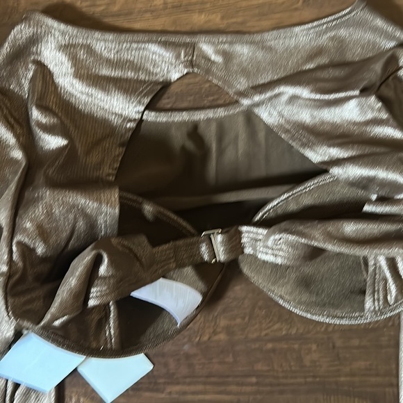 GOOD AMERICAN MESH FOIL UNDERWIRE CROP TOP (MOCHA FOIL) Size 1 NWT - Picture 7 of 8